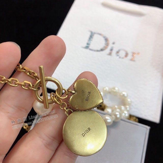Dior飾品 迪奧經典熱銷款珍珠愛心蜜蜂項鏈  zgd1444
